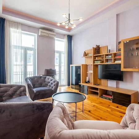 Charming 2Bdr Apartment In Historic Center With Parking Софія Екстер'єр фото