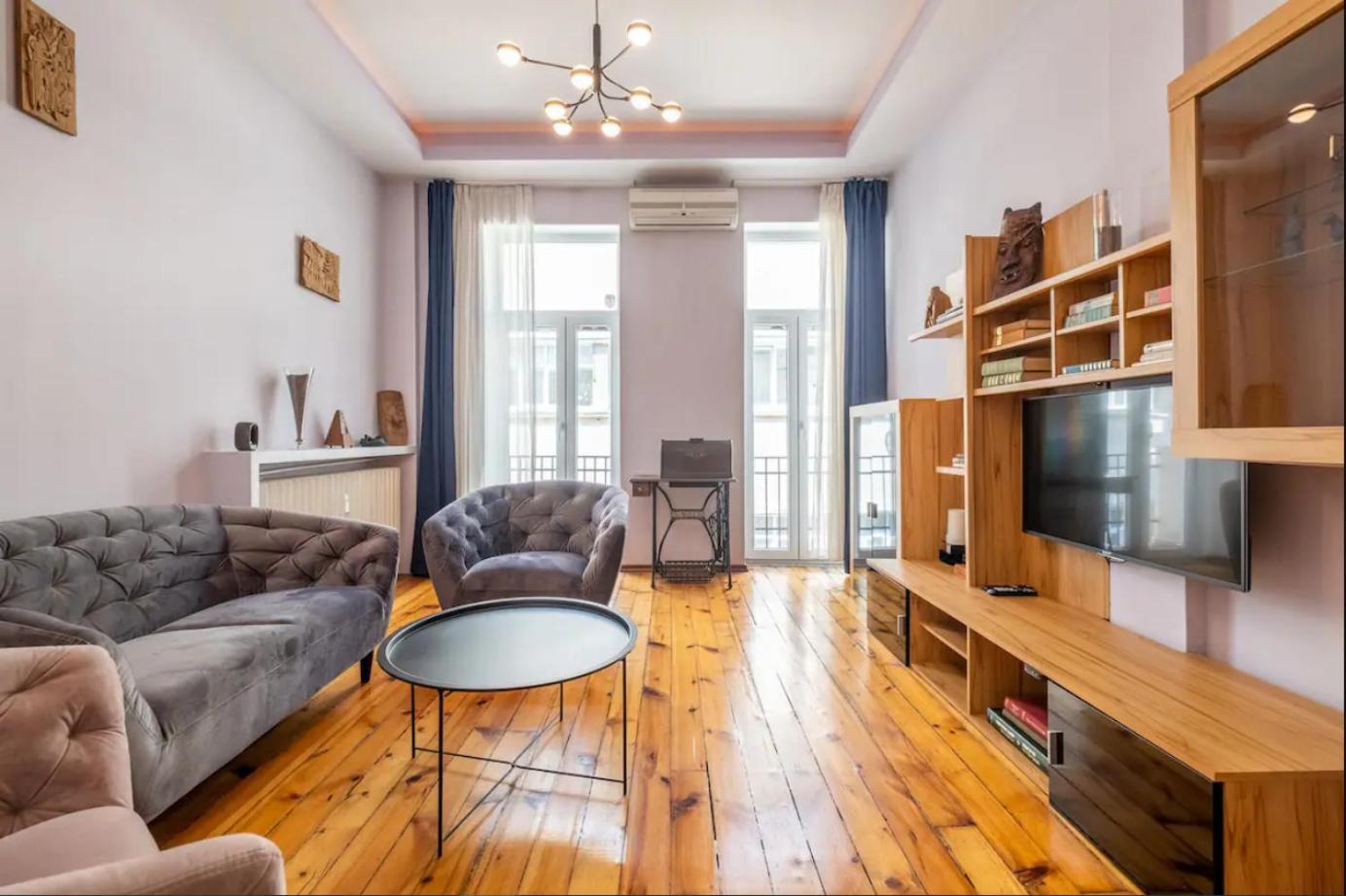 Charming 2Bdr Apartment In Historic Center With Parking Софія Екстер'єр фото