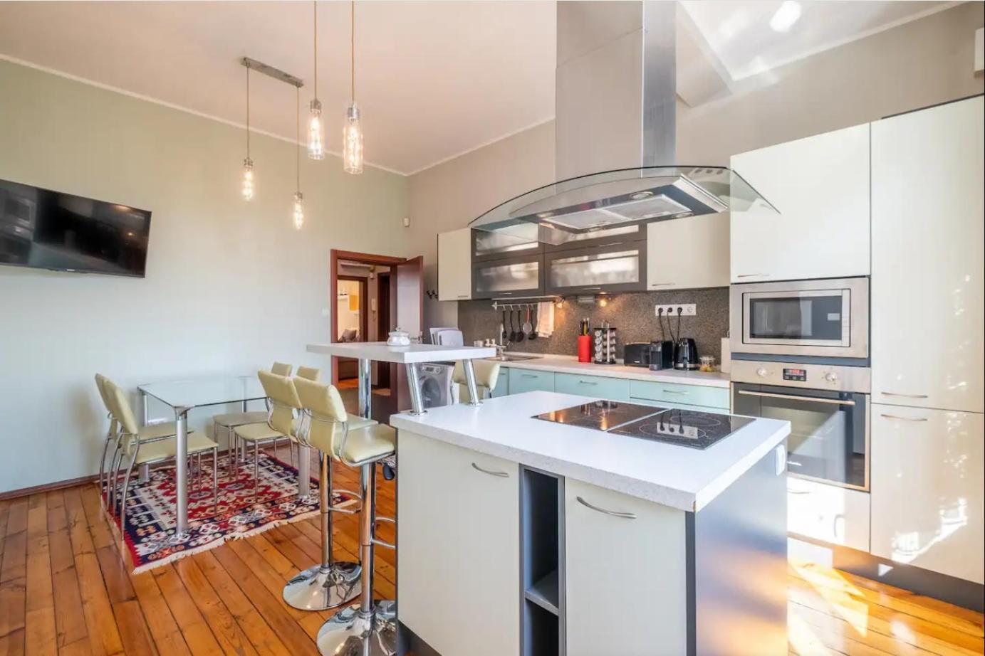 Charming 2Bdr Apartment In Historic Center With Parking Софія Екстер'єр фото