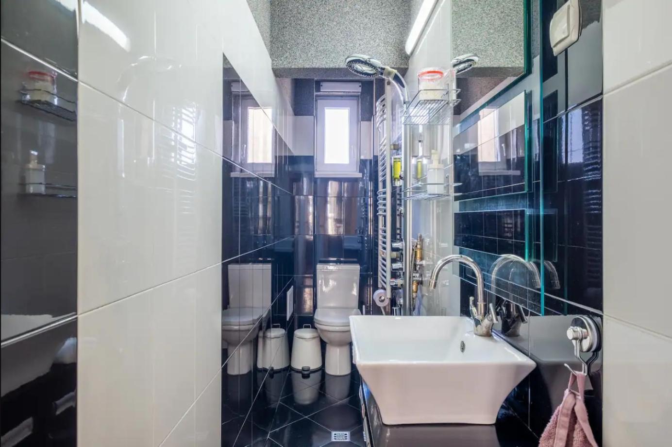 Charming 2Bdr Apartment In Historic Center With Parking Софія Екстер'єр фото